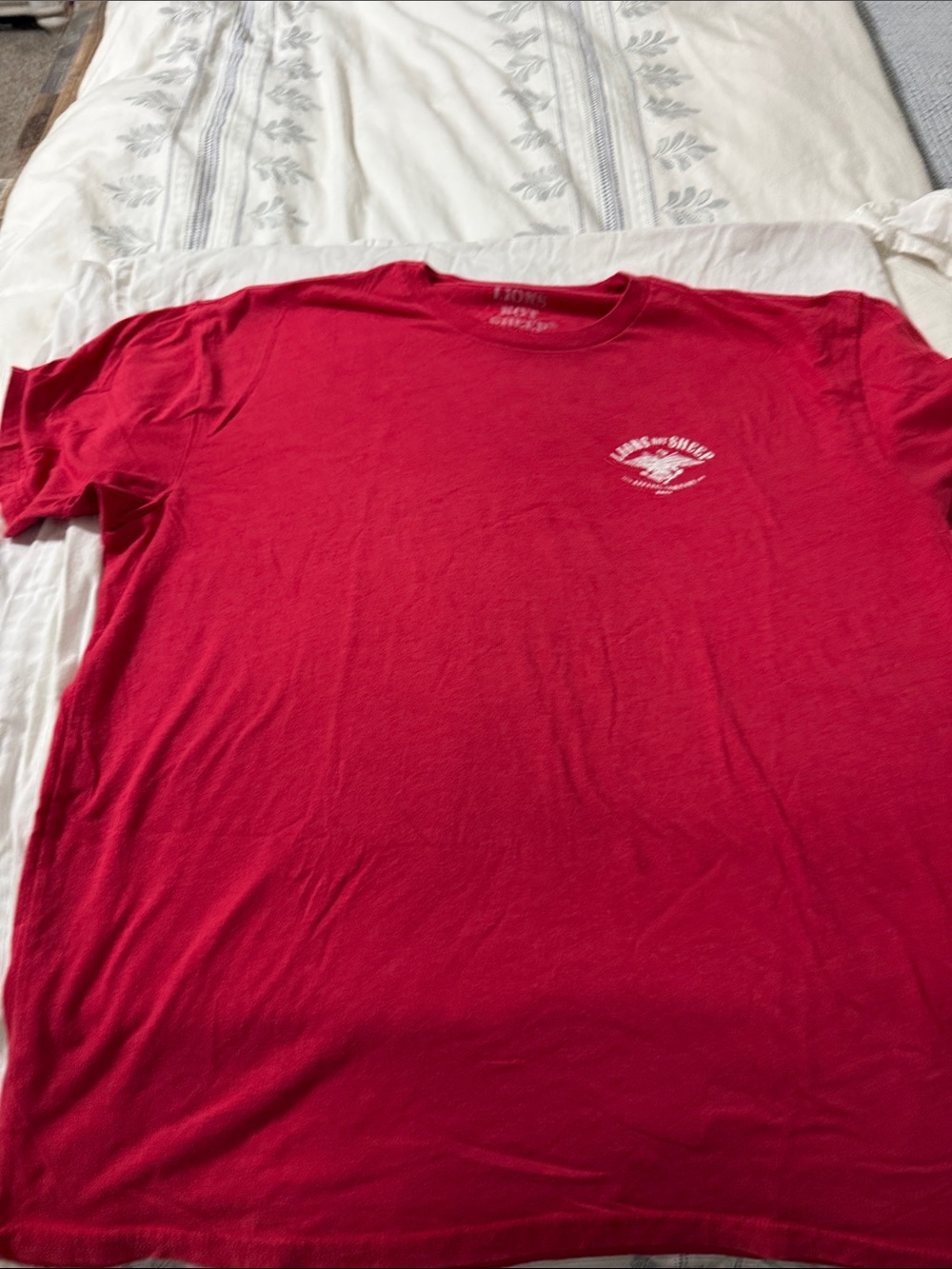 Men's Red Short-Sleeve Graphic Crewneck T-Shirt